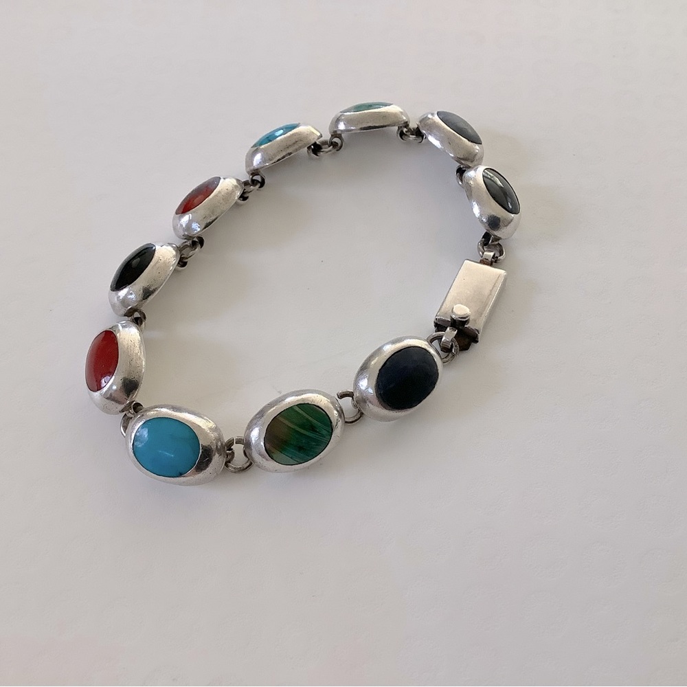 Sterling Silver bracelet with oval cabochons of onyx, malachite, & lapis